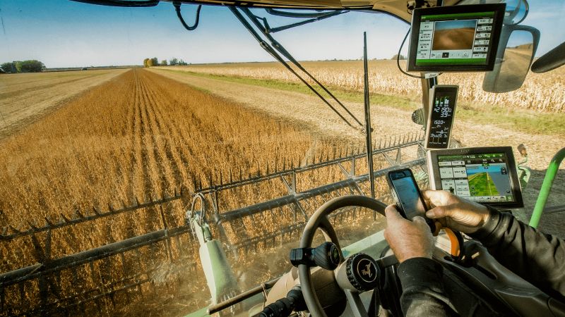 IA no Campo: O Dilema da Colheita Digital Brasileira